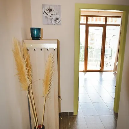 Apartman Sunwave Saint *