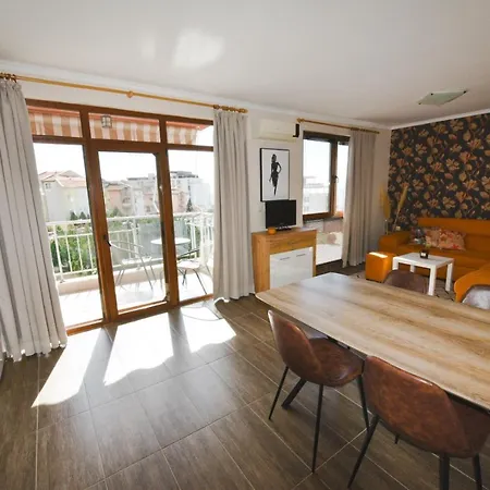 Sunwave Saint Apartman *